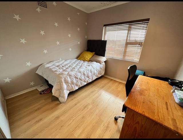 2 BEDROOM APARTMENT TO LET IN RICHMOND ESTATE